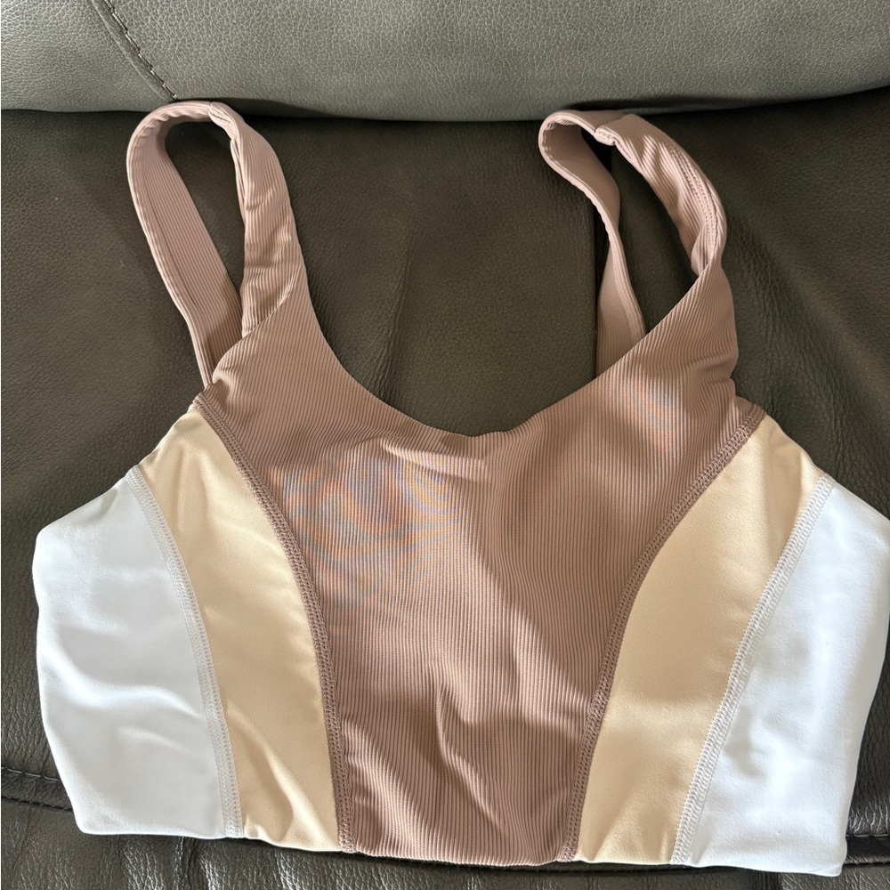 Elegant Colorblock Sports Bra